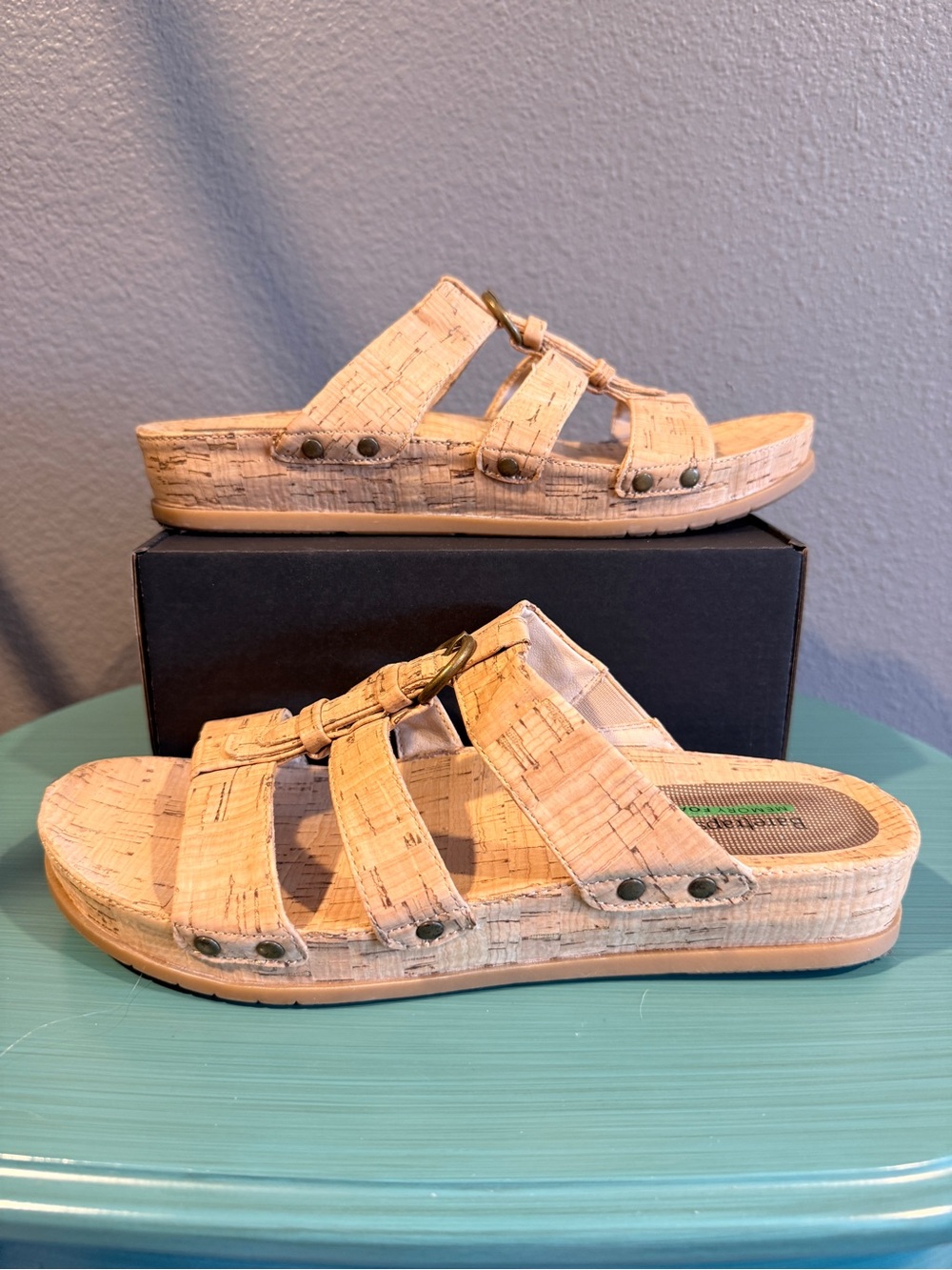Bear Traps Cork Memory Foam Cella Sandals Natural Cork Buckle Detail Sz 9 | GUC - Picture 8 of 14
